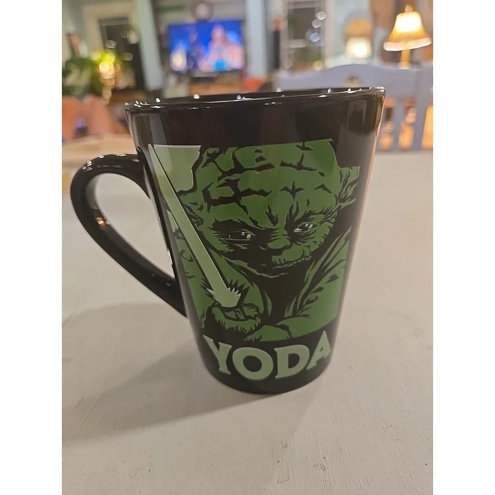 Star Wars‎ Yoda Mug 2013 (New Without Box)